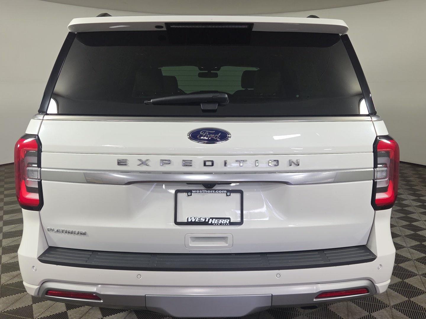 Used 2024 Star White Metallic Tri-Coat Ford Platinum image 6