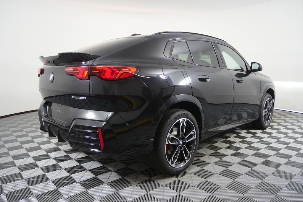 New 2026 Black Sapphire Metallic BMW xDrive28i image 3