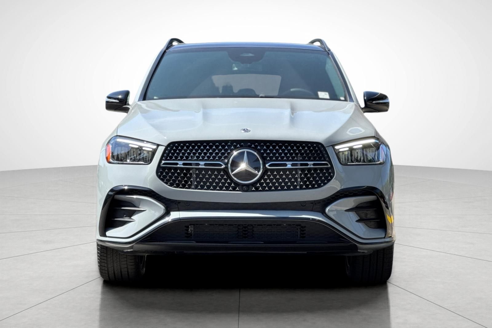 New 2026 MANUFAKTUR Alpine Grey Mercedes-Benz GLE 450 image 8