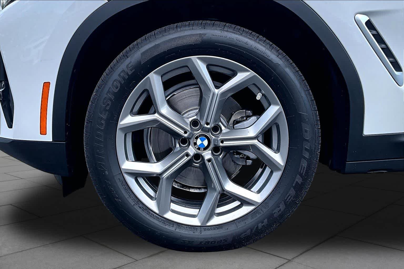 Certified Used 2024 Mineral White Metallic BMW sDrive30i image 11