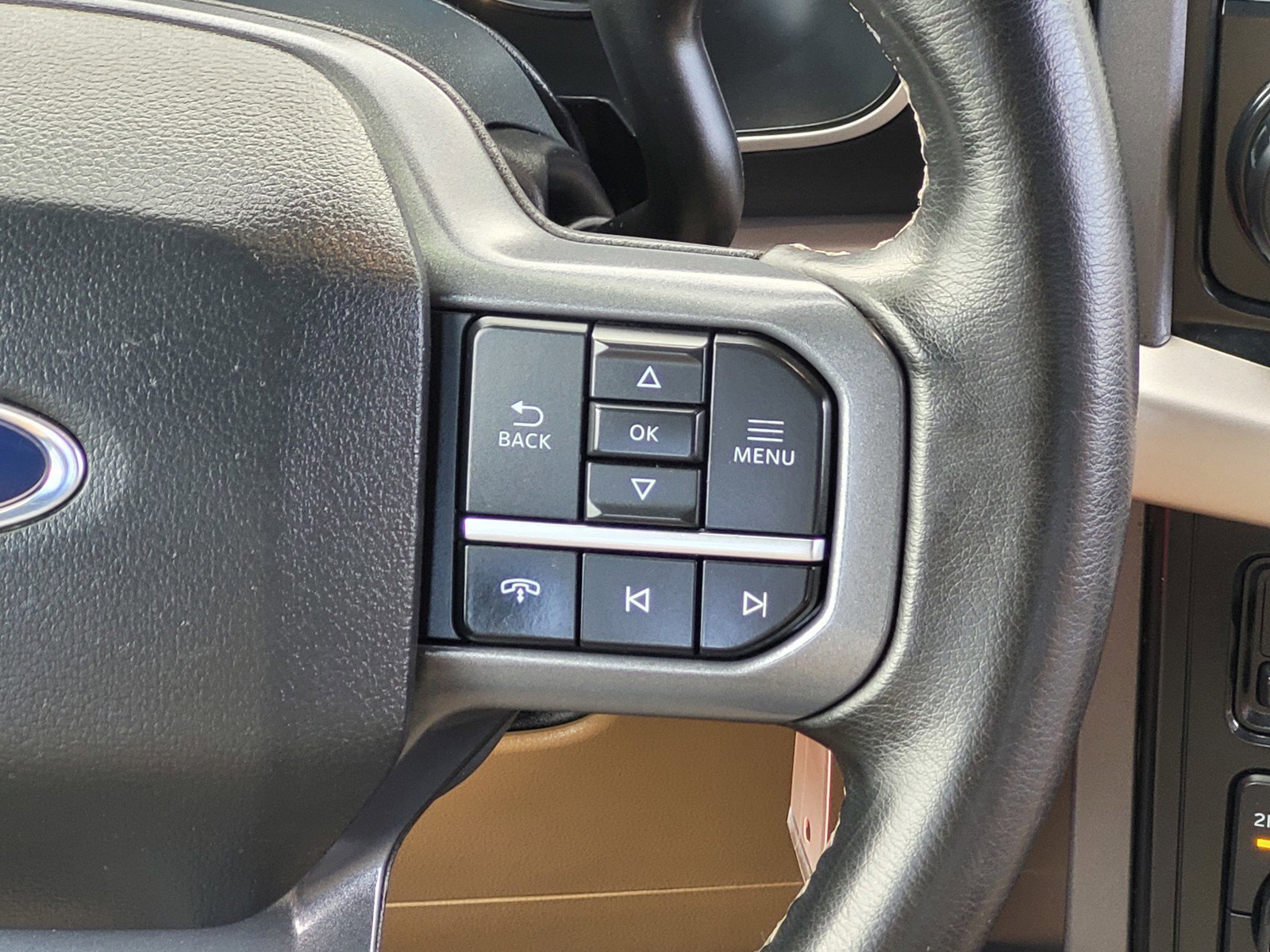 Certified Used 2023 White Ford  image 15