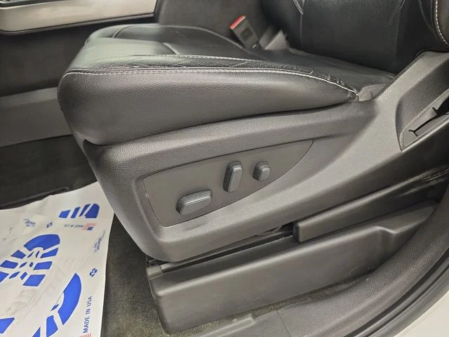 Used 2018 Summit White Chevrolet LTZ image 36