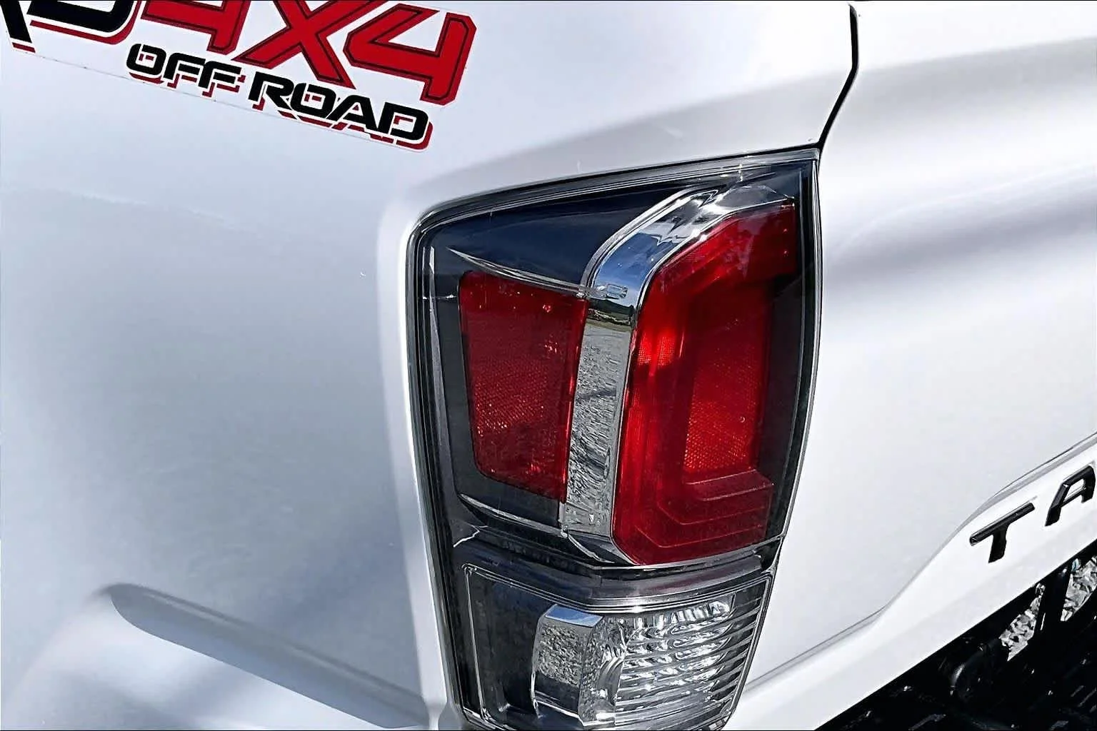 Certified Used 2020 Super White Toyota TRD Off Road image 29
