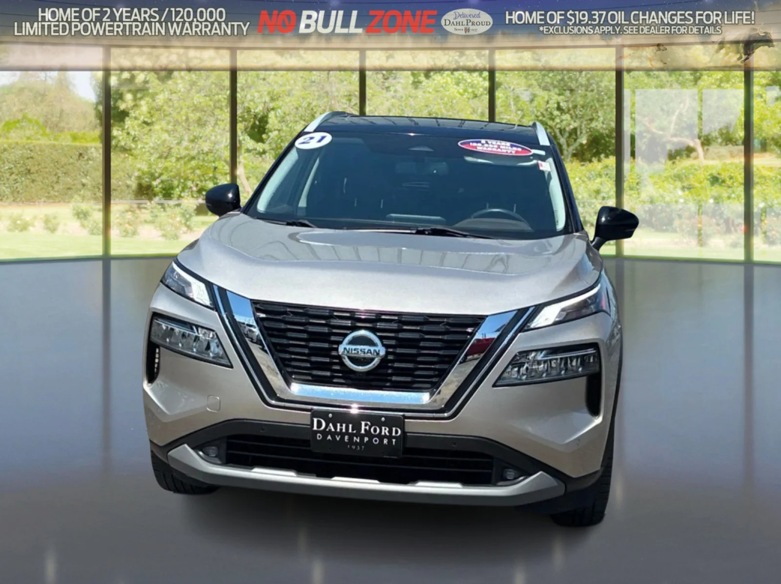 Used 2021 Brilliant Silver / Black Nissan SL image 8