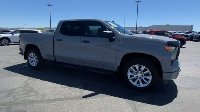 Used 2025 Slate Gray Metallic Chevrolet Custom image 2