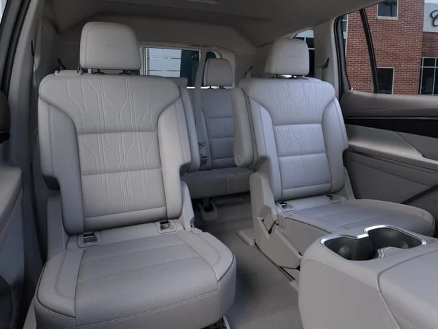 New 2026 Iridescent White Tricoat Buick Avenir image 17
