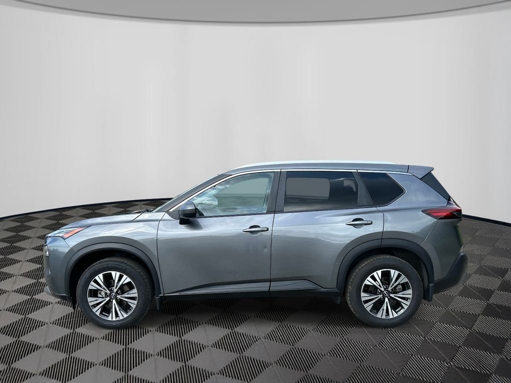 Used 2023 Gray Nissan SV image 2