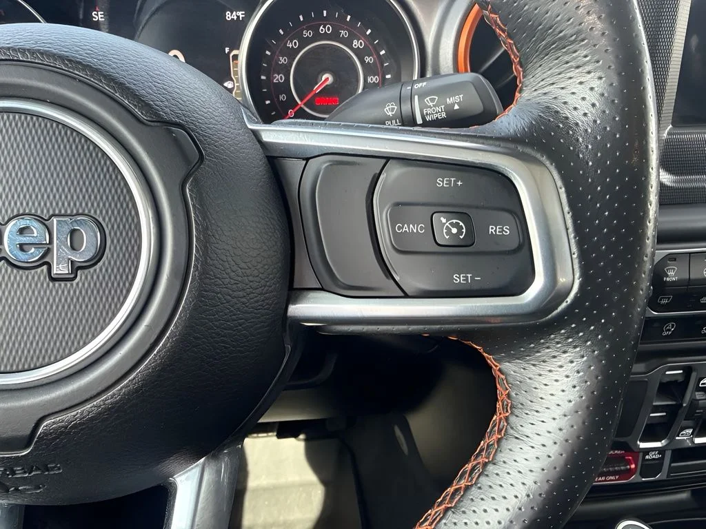 Used 2021 Blue Jeep Mojave image 14