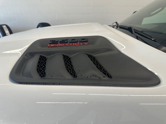 New 2026 Bright White Clear-Coat Exterior Paint RAM Laramie image 27