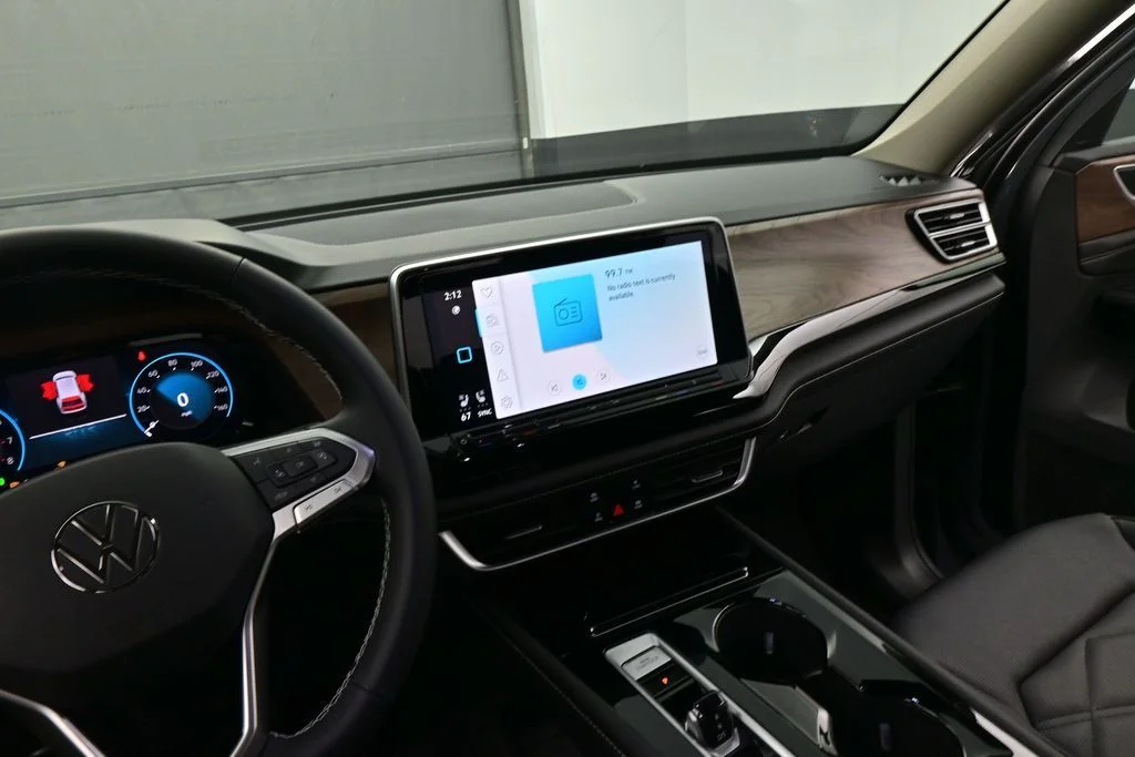 New 2026  Volkswagen SE w/Technology image 38