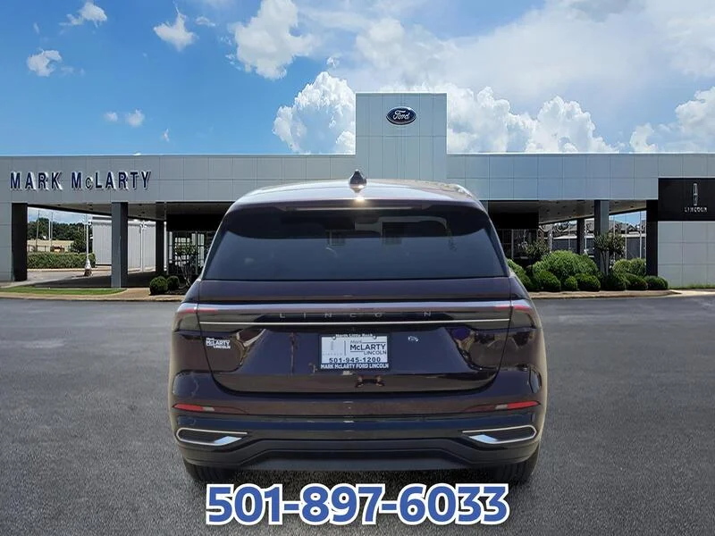 Used 2025 Red Metallic LINCOLN PREMIERE AWD image 4