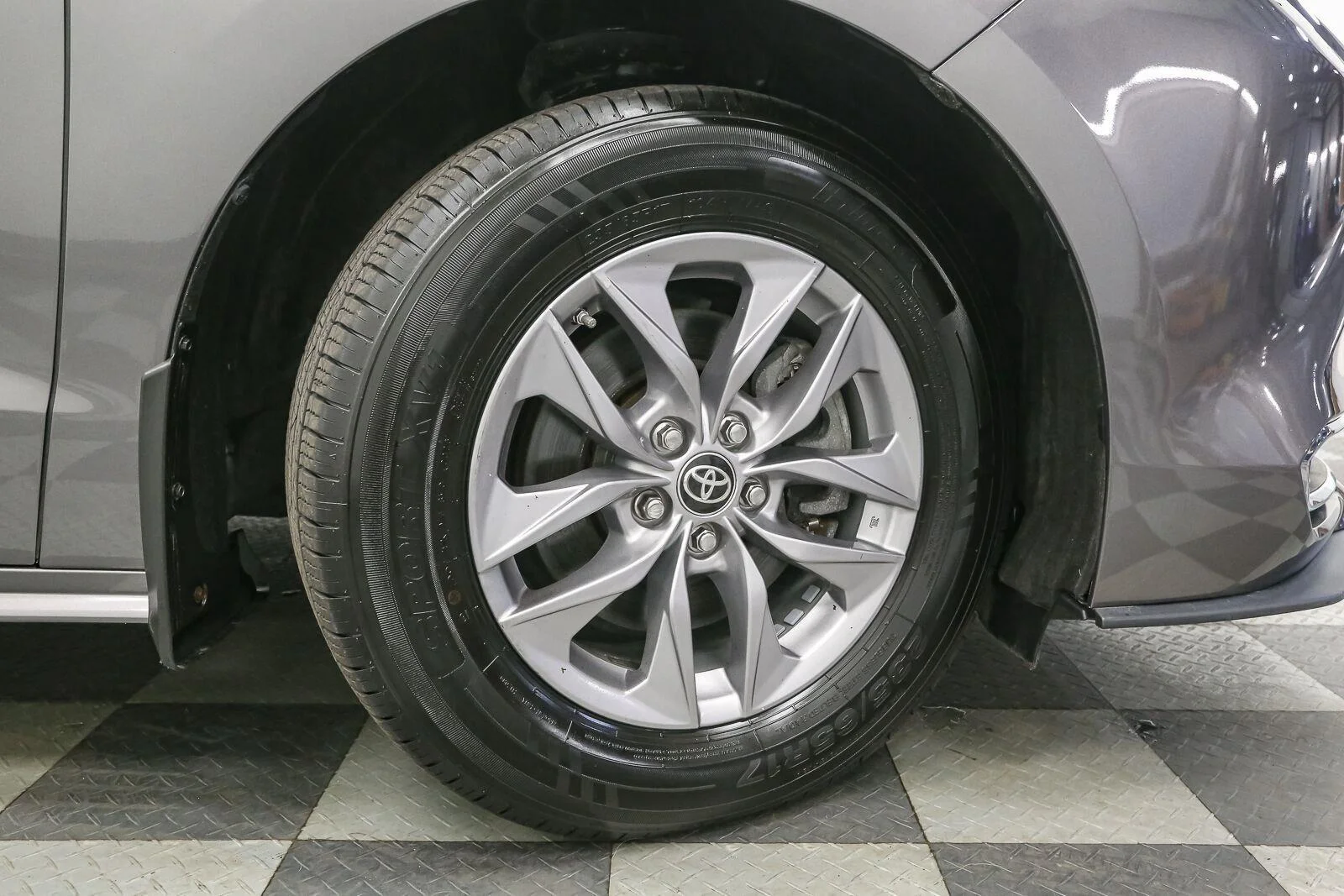 Used 2024 GY Toyota XLE image 16