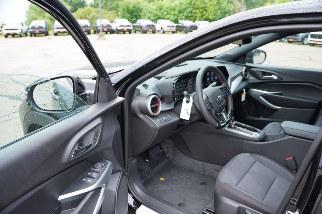2026 Chevrolet Trax RS - Photo 10