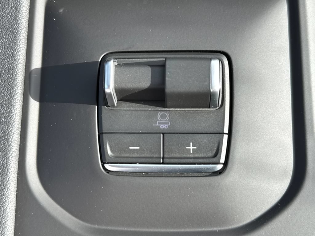 2026 GMC Sierra 2500HD AT4 - Photo 38