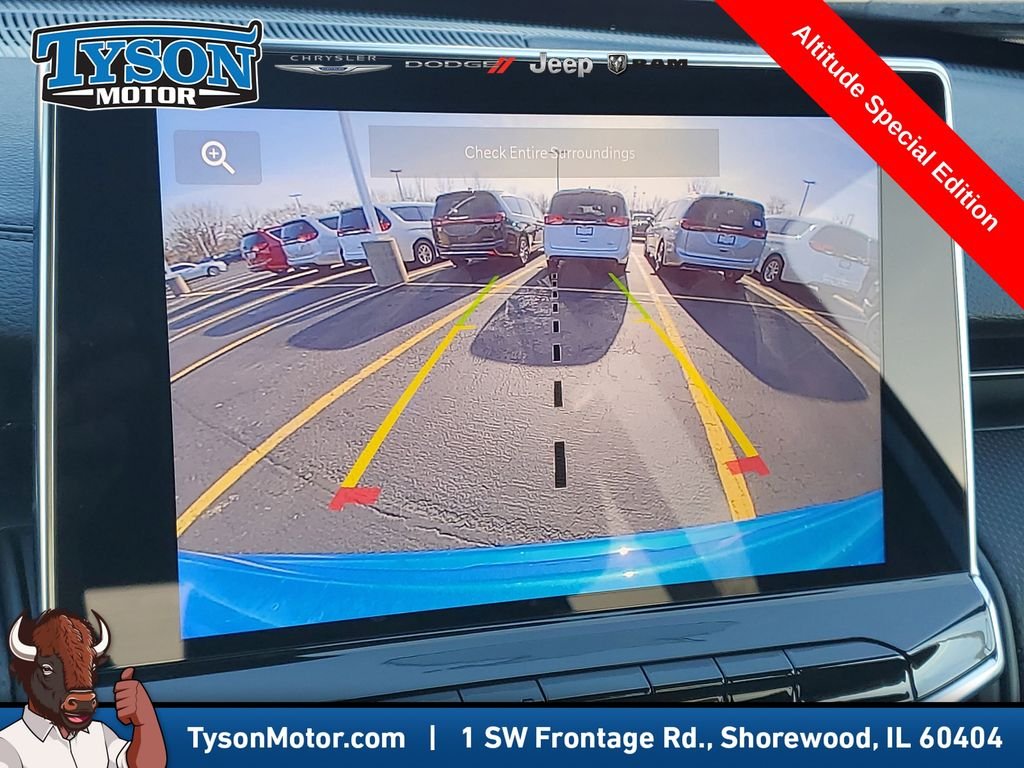 New 2026 Hydro Blue Pearlcoat Jeep Latitude image 28