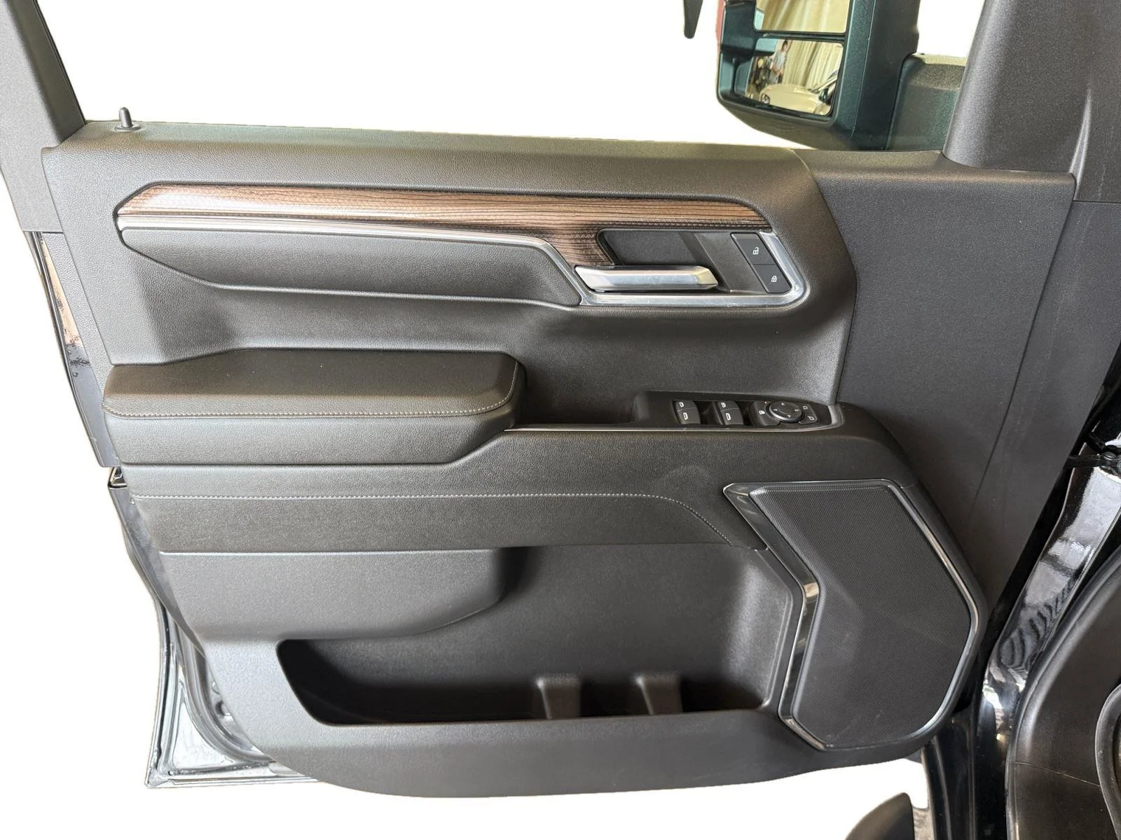 Used 2024 Black Chevrolet RST image 9