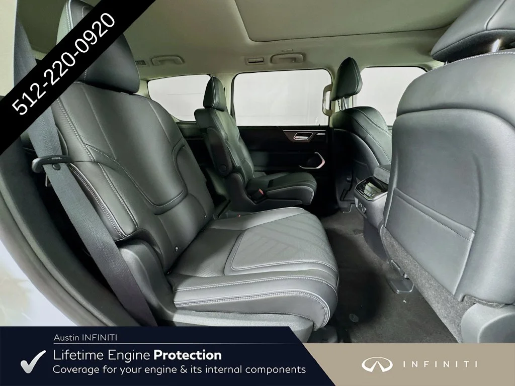 New 2027 White INFINITI LUXE image 38