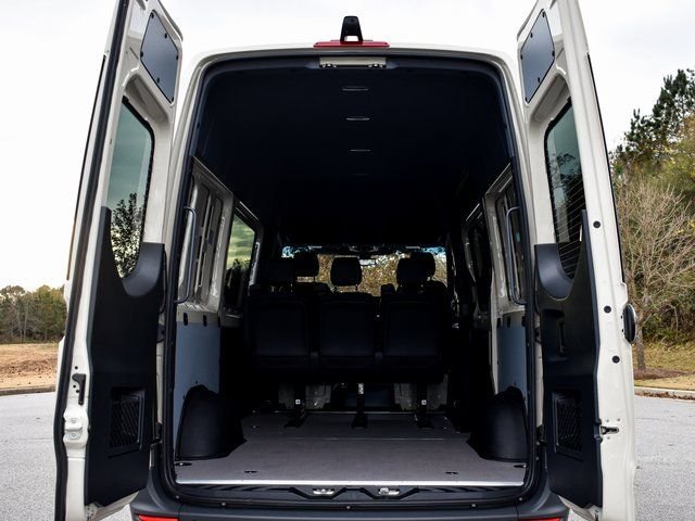 New 2026 Pebble Gray Mercedes-Benz Crew 144 WB image 28