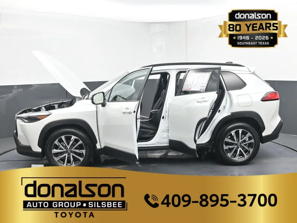 Used 2025 Beige Toyota XLE image 27