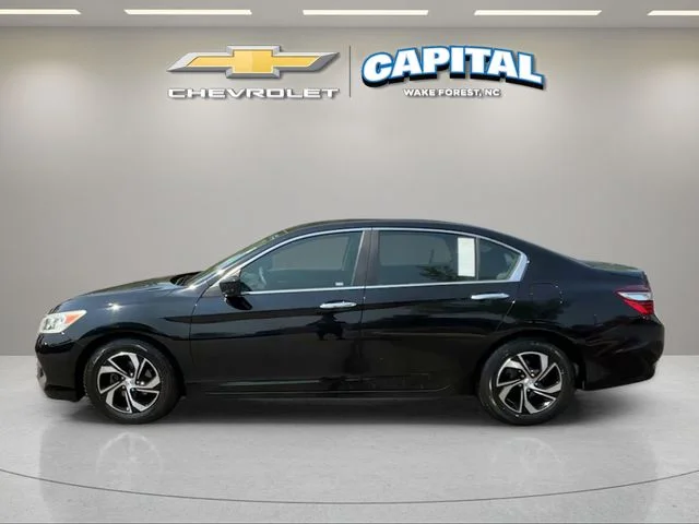 Used 2016  Honda LX image 2