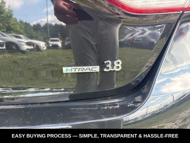 Used 2016 Black Hyundai 3.8 image 9