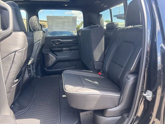 New 2026 Diamond Black Crystal Pearl-Coat Exterior Paint RAM Limited image 16