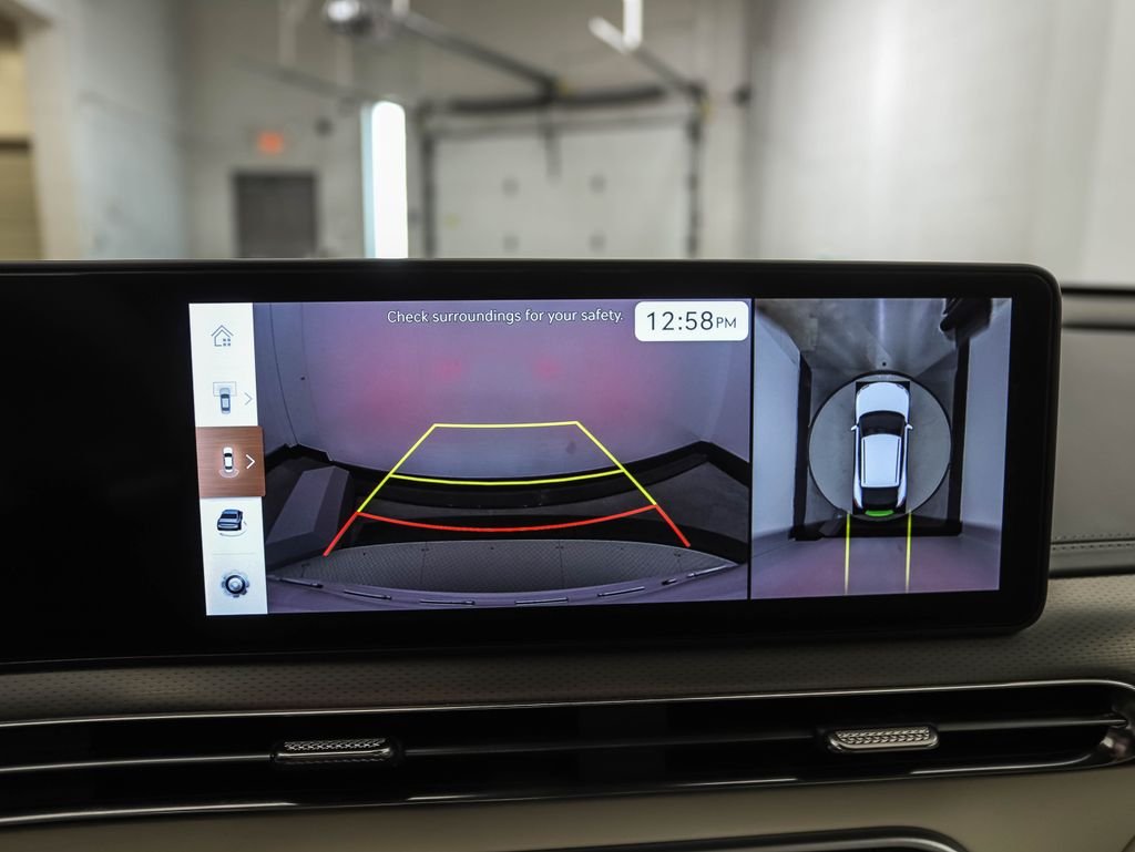 Used 2023 White Genesis Advanced image 18