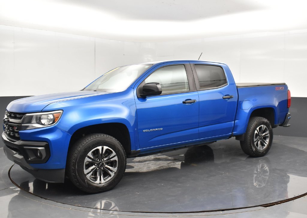 Used 2021 Blue Chevrolet Z71 image 14