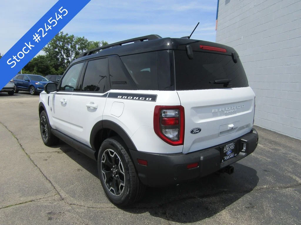 New 2026 Oxford White Ford Outer Banks® image 5