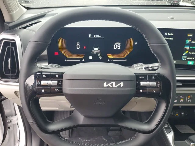 New 2026 Glacial White Pearl Kia S image 17
