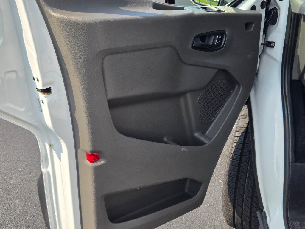 Certified Used 2024 Oxford White Ford XLT image 12