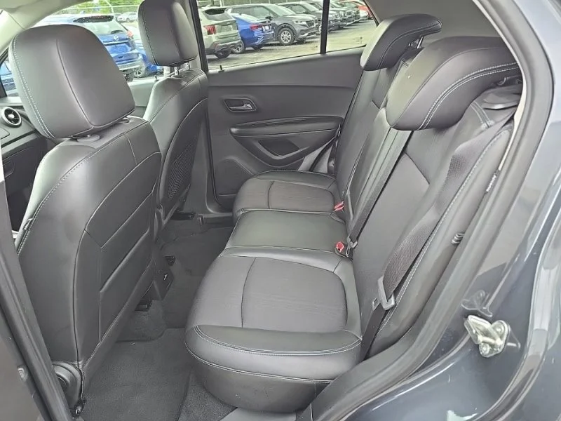 Used 2016 Gray Chevrolet LT image 28