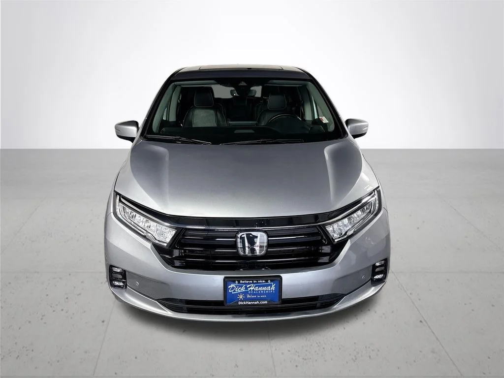 Used 2023 Silver Honda Elite image 3