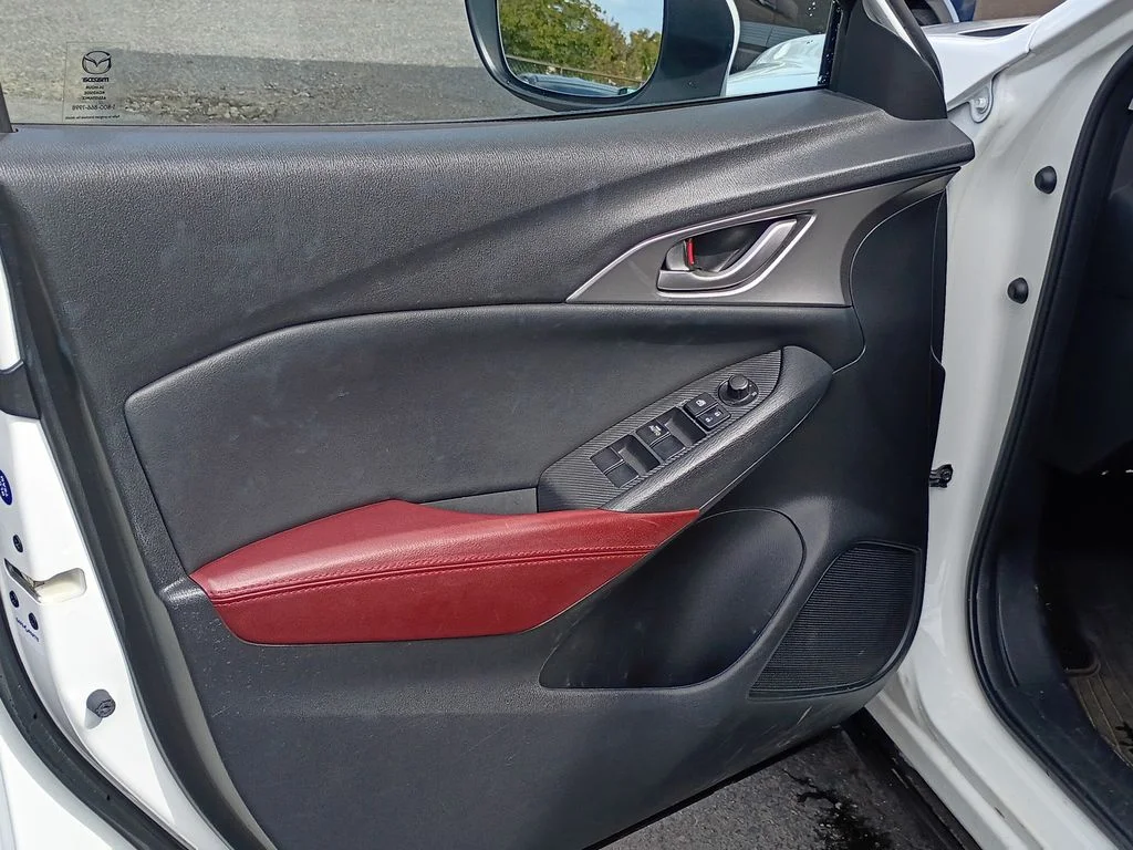 Used 2016 Crystal White Pearl Mica Mazda Touring image 17