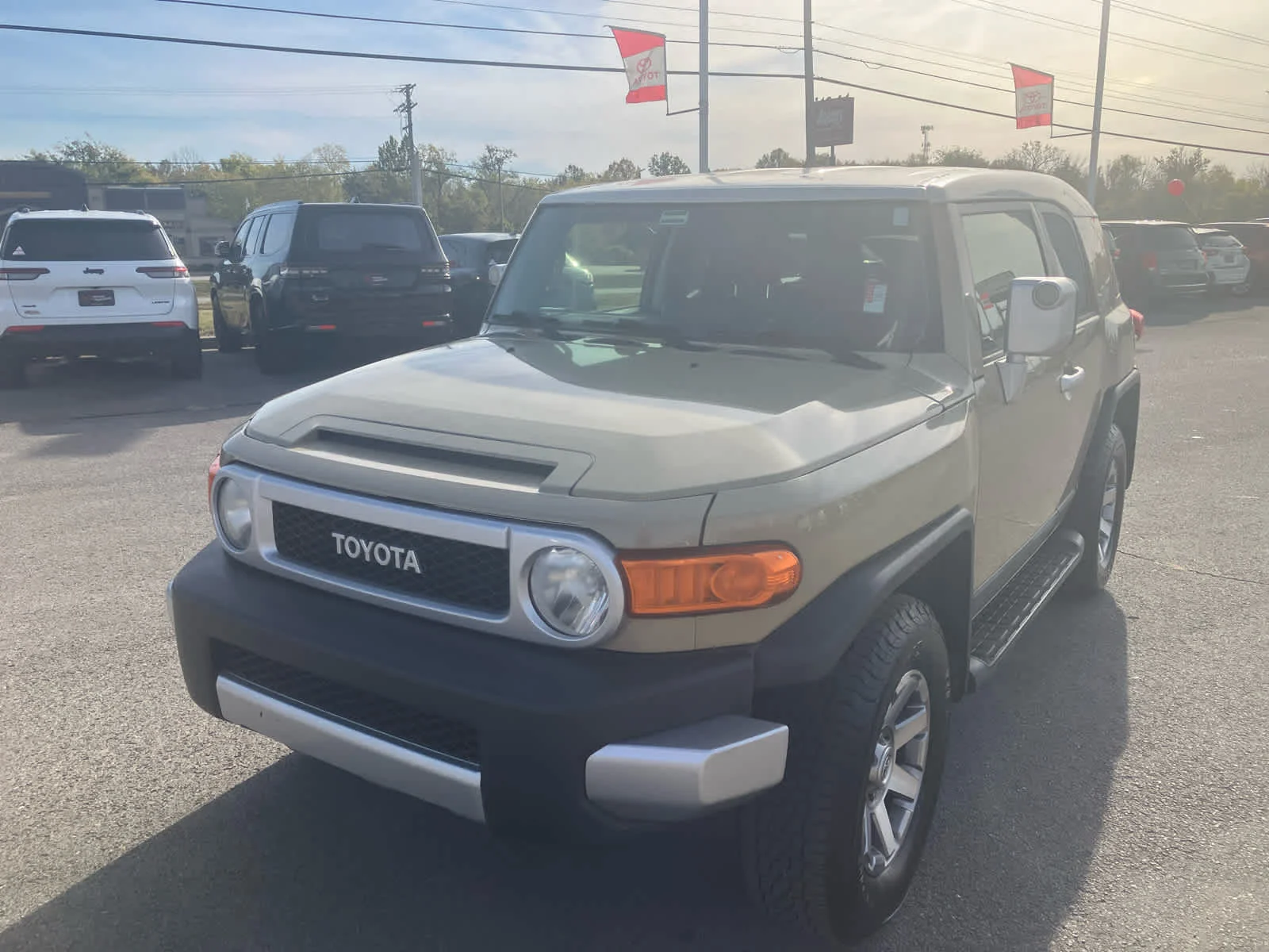 Used 2014 Quicksand Toyota  image 3