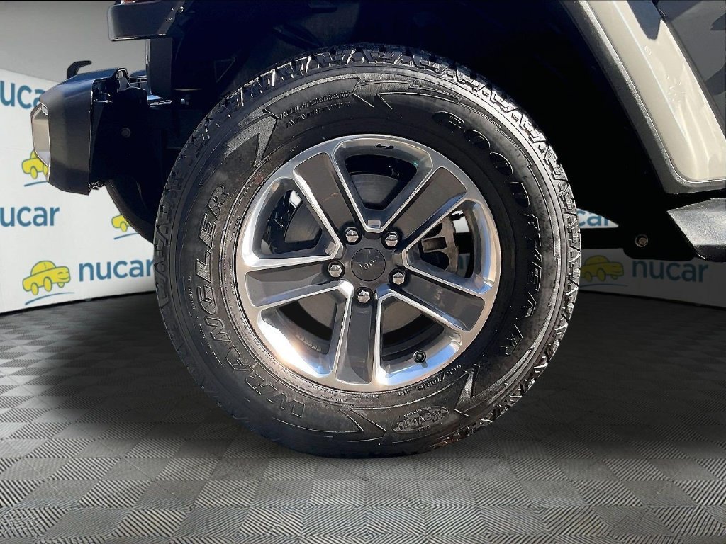 Used 2021 Gray Jeep Unlimited Sahara image 7
