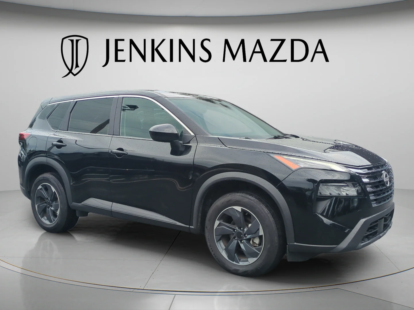 Used 2025 Super Black Nissan SV image 9
