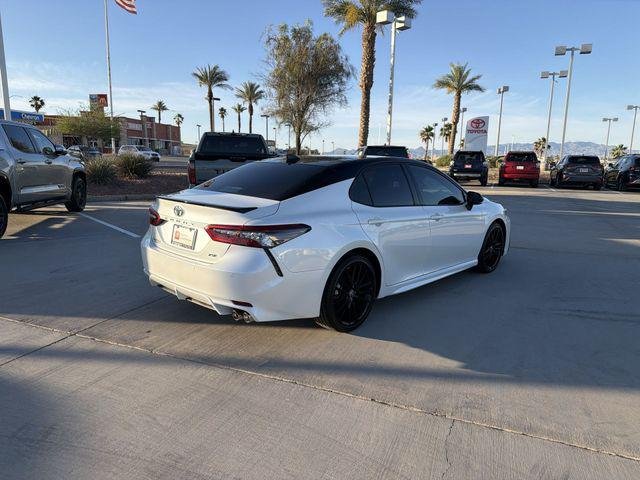 Certified Used 2023 MID BLK/WIND CHILL Toyota  image 5