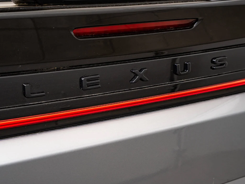 New 2026 Onyx Black Lexus 550e F Sport image 17