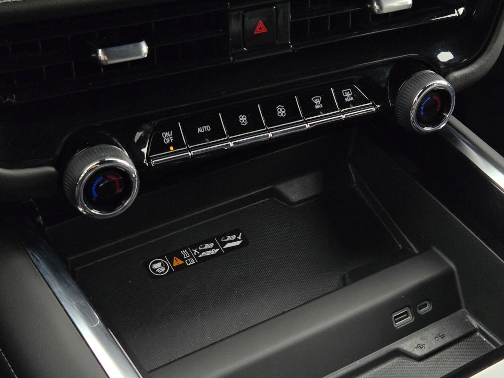 2025 Chevrolet Tahoe LT - Photo 29