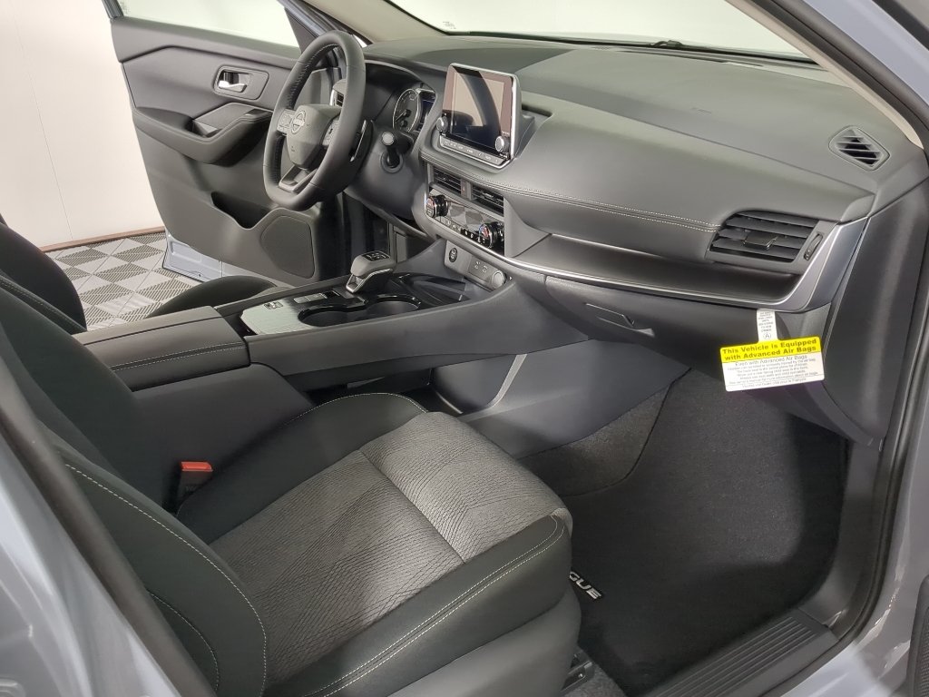New 2026 Boulder Gray Pearl Nissan SV image 19