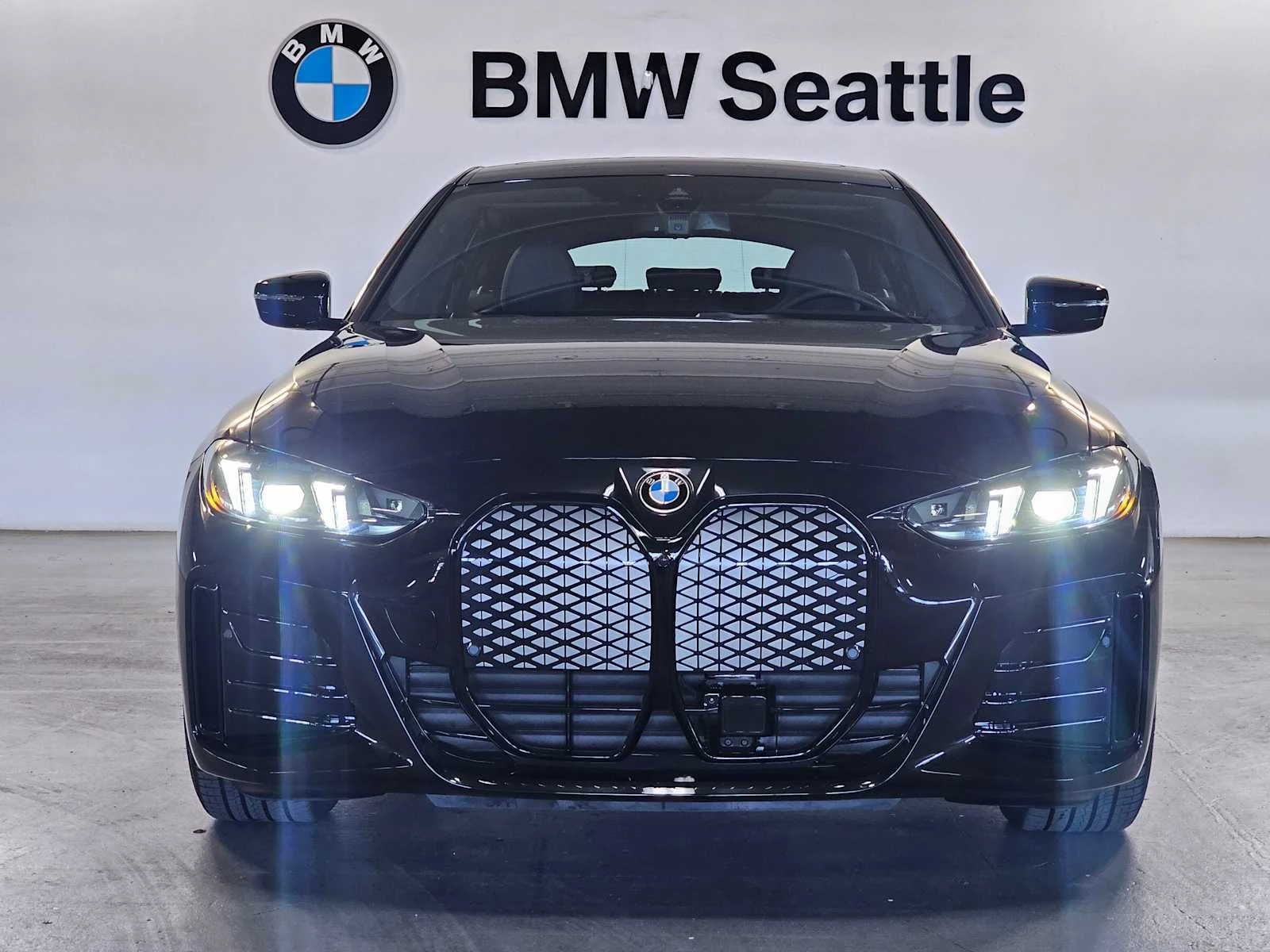 New 2026 Black Sapphire Metallic BMW xDrive40 image 6