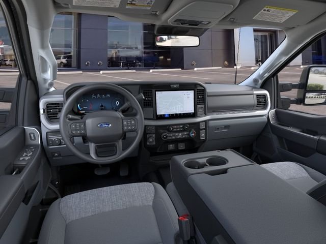 New 2026 Carbonized Gray Metallic Ford XLT image 9