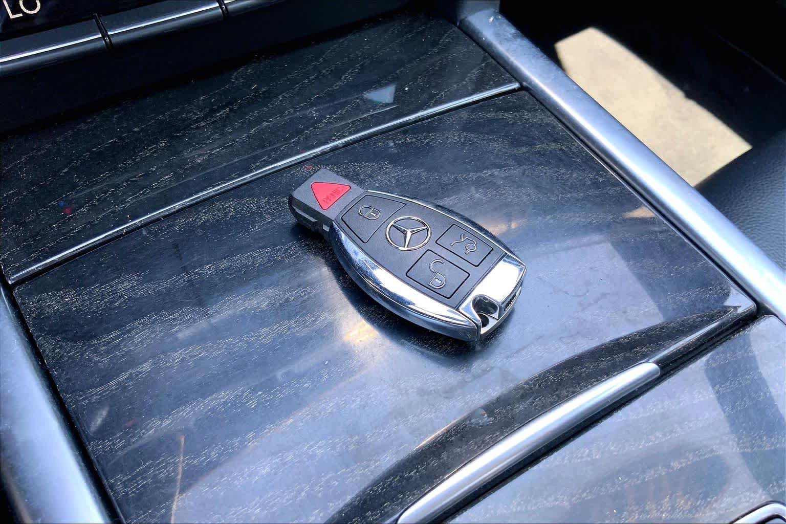 Used 2016 Selenite Grey Metallic Mercedes-Benz E 350 Sport image 15