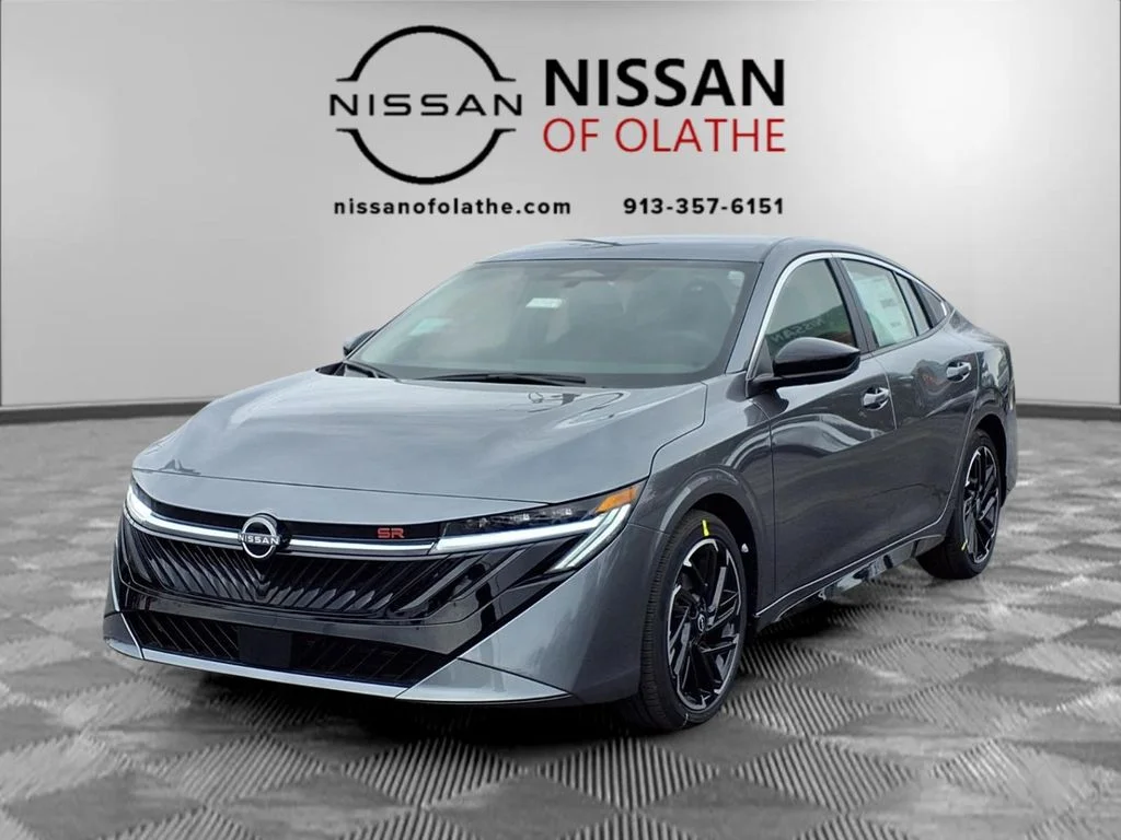 2026 Nissan Sentra SR CVT's photo