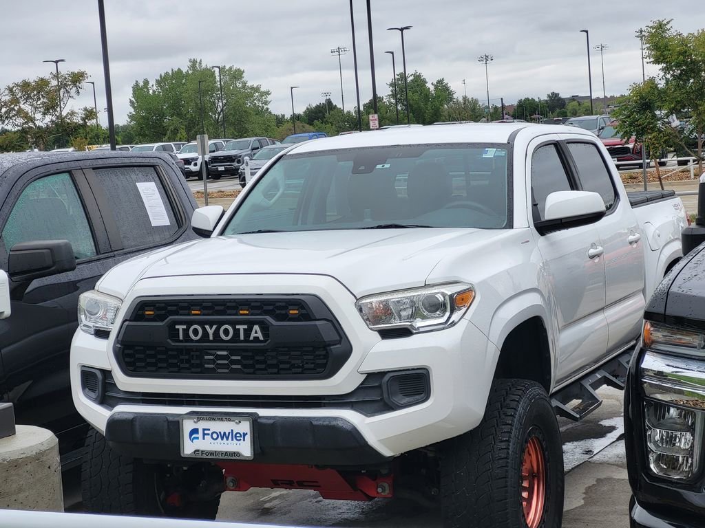 2019 Toyota Tacoma SR Double Cab 4WD V6 Auto Short Bed's photo