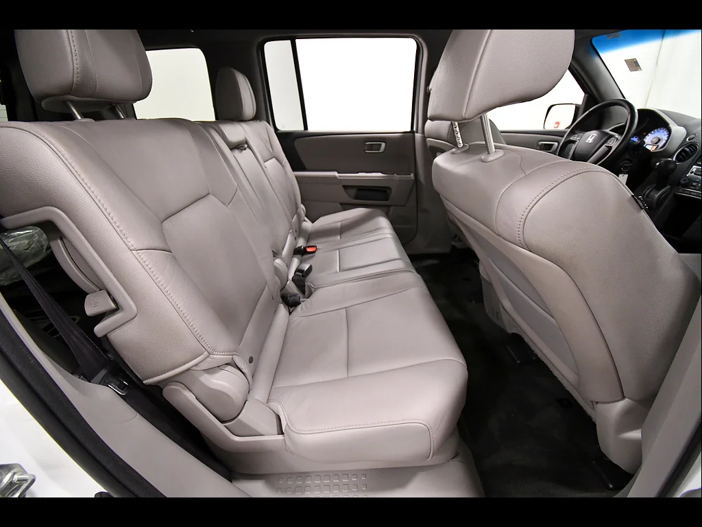 Used 2014 Taffeta White Honda EX-L image 18