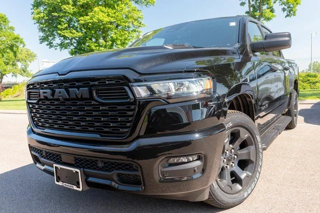 New 2026 Diamond Black Crystal Pearl-Coat Exterior Paint RAM Express image 1