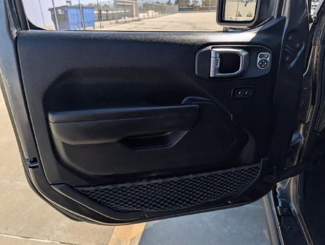 Used 2021 Gray Jeep Unlimited Willys image 19