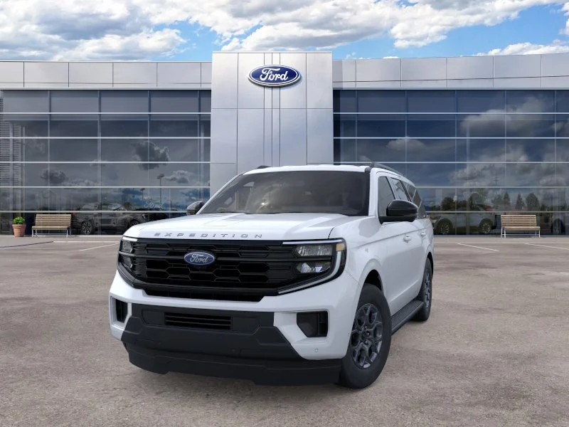 New 2026 Oxford White Ford Active image 2